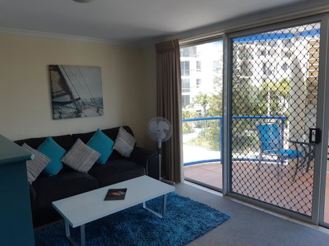 Surfers Beach Resort One - Tourism Brisbane 13