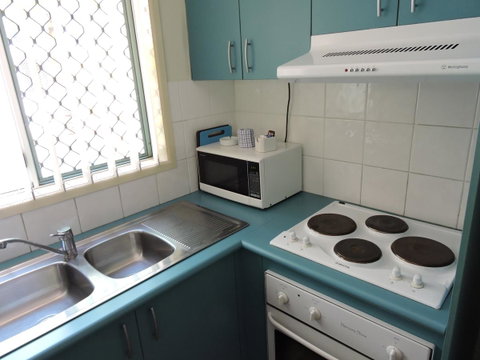 Surfers Beach Resort One - Tourism Brisbane 42