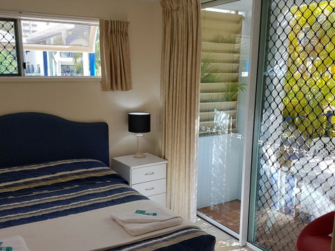 Surfers Beach Resort One - Tourism Brisbane 15