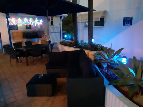 Surfers Beach Resort One - Tourism Brisbane 3