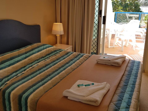 Surfers Beach Resort One - Tourism Brisbane 22