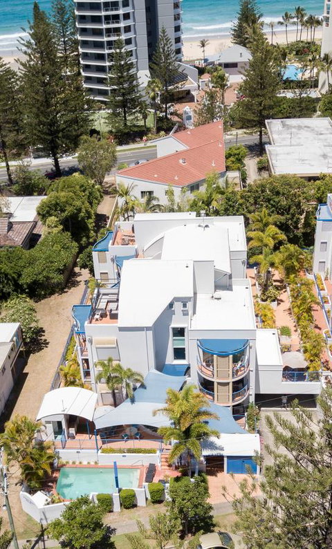 Surfers Beach Resort One - Tourism Brisbane 33