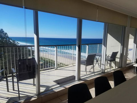 Golden Sands On The Beach - Absolute Beachfront Apartments - Tourism Brisbane 32