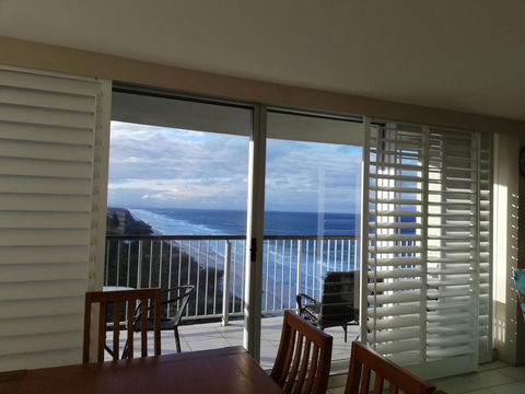 Golden Sands On The Beach - Absolute Beachfront Apartments - Tourism Brisbane 34