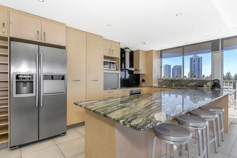 Golden Sands On The Beach - Absolute Beachfront Apartments - Tourism Brisbane 31