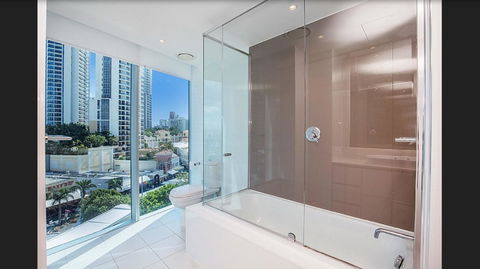 Gold Coast Private Apartments - H Residences, Surfers Paradise - Tourism Brisbane 36