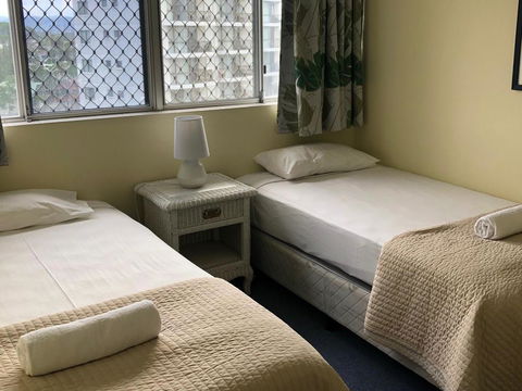 Oceania On Burleigh Beach - Tourism Brisbane 9