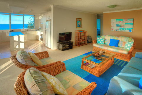 Oceania On Burleigh Beach - Tourism Brisbane 34