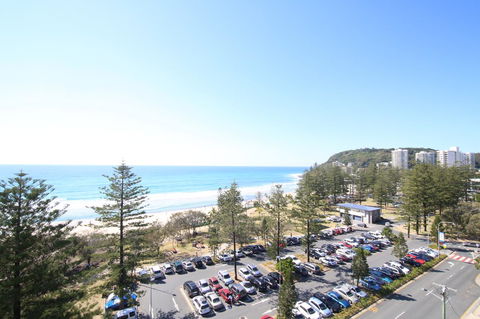 Oceania On Burleigh Beach - Tourism Brisbane 22