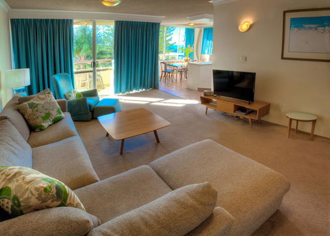 Oceania On Burleigh Beach - Tourism Brisbane 32