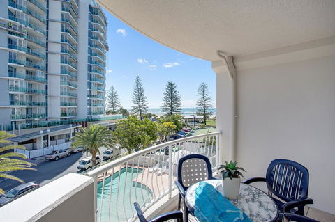 Kirra Beach Apartments - Tourism Brisbane 16