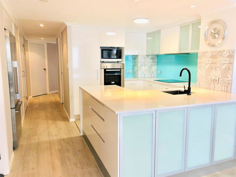 Kirra Beach Apartments - Tourism Brisbane 1