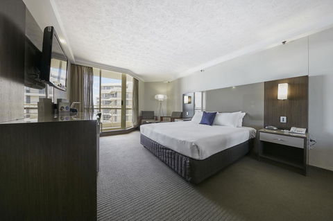 Novotel Surfers Paradise - Tourism Brisbane 18