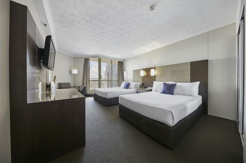 Novotel Surfers Paradise - Tourism Brisbane 15