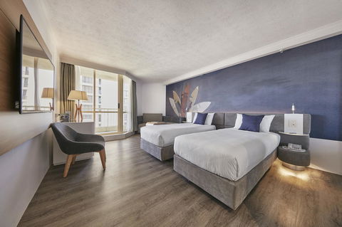 Novotel Surfers Paradise - Tourism Brisbane 4