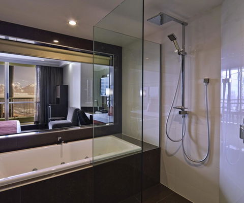 Novotel Surfers Paradise - Tourism Brisbane 26