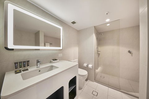 Novotel Surfers Paradise - Tourism Brisbane 16