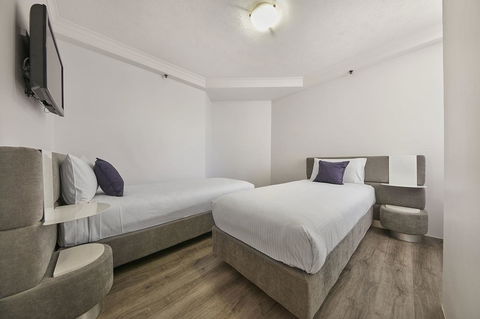 Novotel Surfers Paradise - Tourism Brisbane 23