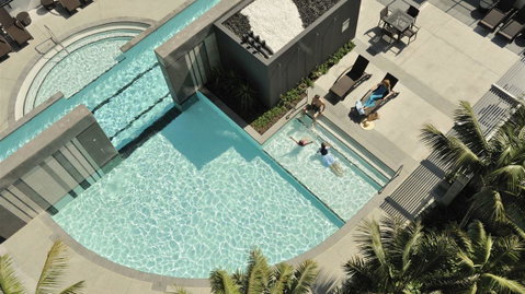 Luxury 3 Bedroom In Heart Of Broadbeach - Brisbane Tourism 15