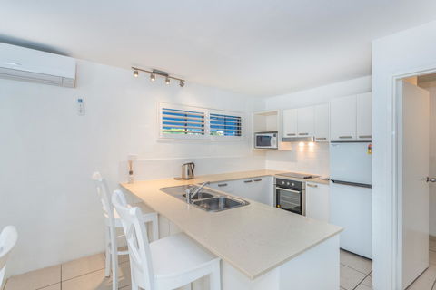 Noosa Boutique Apartments & Elkhorn Villas - Brisbane Tourism 14