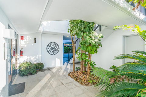Noosa Boutique Apartments & Elkhorn Villas - Brisbane Tourism 7