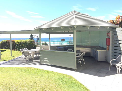 Surfers International Apartments - Tourism Brisbane 8