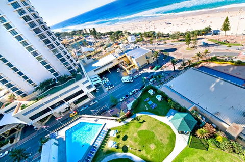 Surfers International Apartments - Tourism Brisbane 5