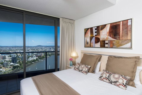 Oaks Brisbane Aurora Suites - Tourism Brisbane 4