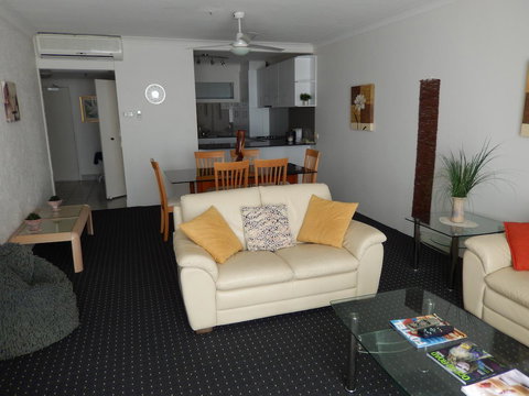 Golden Gate Resort - Tourism Brisbane 1