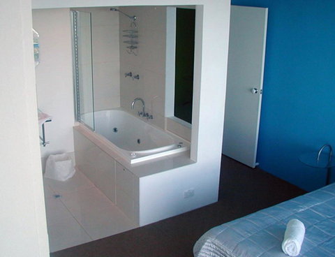 Golden Gate Resort - Tourism Brisbane 7