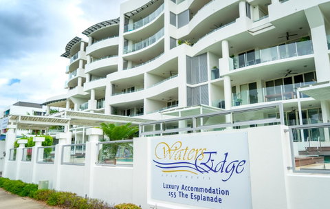 Waters Edge Apartment Cairns - Tourism Brisbane 1