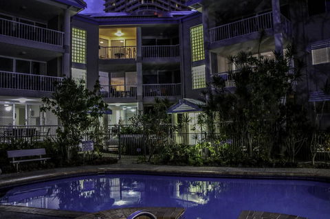 Surfers Beach Holiday Apartments - Tourism Brisbane 23