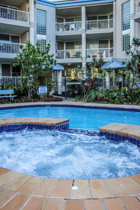 Surfers Beach Holiday Apartments - Tourism Brisbane 6