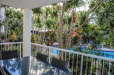 Surfers Beach Holiday Apartments - Tourism Brisbane 13