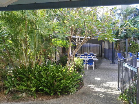 Surfers Beach Holiday Apartments - Tourism Brisbane 12