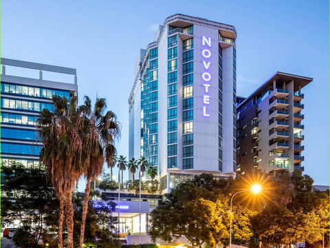Amora Hotel Brisbane - Tourism Brisbane 0