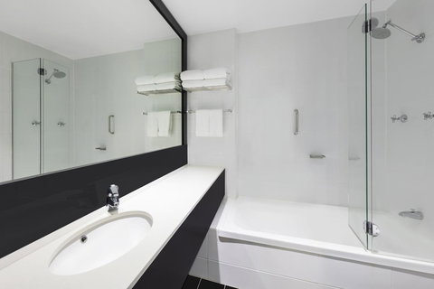 Vibe Hotel Gold Coast - Tourism Brisbane 39