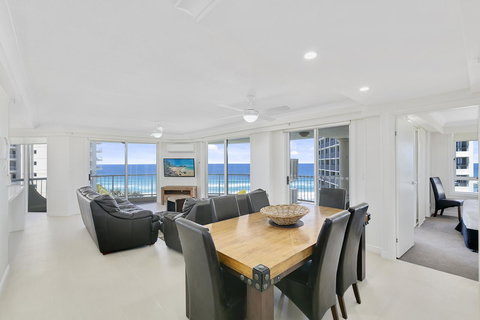 Moroccan Resort - HR Surfers Paradise - Tourism Brisbane 12