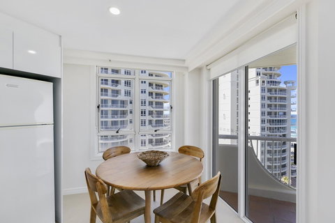 Moroccan Resort - HR Surfers Paradise - Tourism Brisbane 8