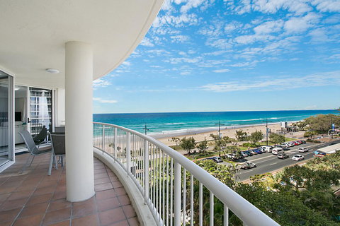 Moroccan Resort - HR Surfers Paradise - Tourism Brisbane 26