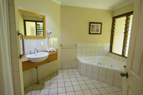 Allumbah Pocket Cottages - Brisbane Tourism 35