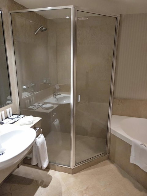 Crowne Plaza Surfers Paradise, An IHG Hotel - Tourism Brisbane 1