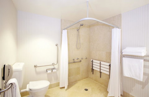 Crowne Plaza Surfers Paradise, An IHG Hotel - Tourism Brisbane 40