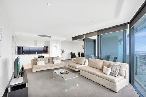 Circle On Cavill, Apartments And Sub Penthouses - We Accommodate - Tourism Brisbane 12