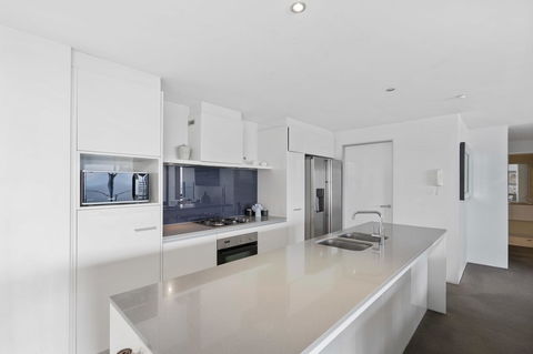 Circle On Cavill, Apartments And Sub Penthouses - We Accommodate - Tourism Brisbane 18