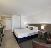 Smart Motels Bert Hinkler - Tourism Brisbane