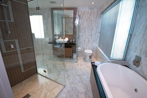 Oceans Mooloolaba - Brisbane Tourism 32