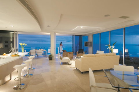 Oceans Mooloolaba - Brisbane Tourism 0