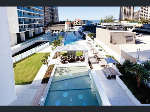 H Star Residences-- Paradise Stayz - Brisbane 4u 4