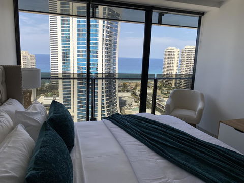 Circle On Cavill 2, 3, 4 & 5 Bedroom SkyHomes & SUB PENTHOUSES By Gold Coast Holidays - Tourism Brisbane 14